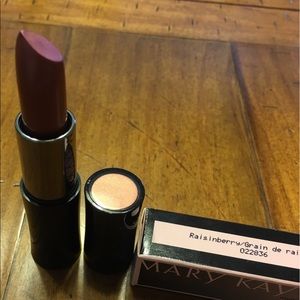 MARY KAY Raisinberry lipstick